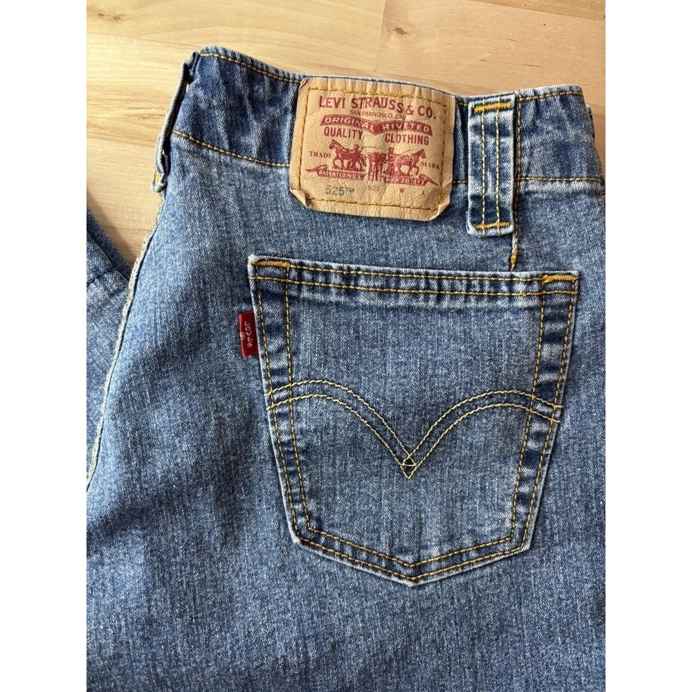 Levi's Nouveau Low Capri Stretch Blue Denim Jeans Women's Size 6 - Picture 2 of 14